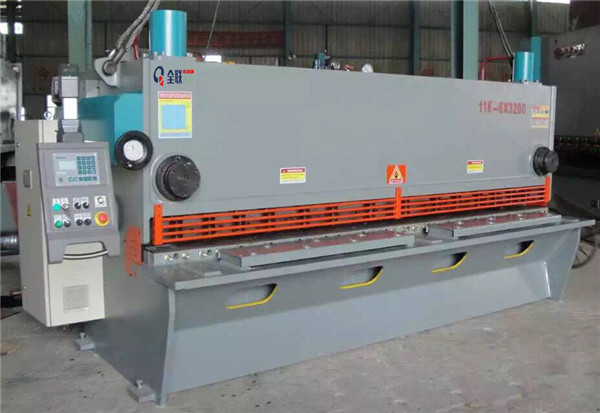 西安液壓閘式(shì)剪闆機 西安液(ye)壓閘式剪闆機(jī)