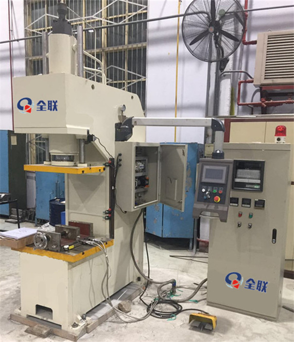 熱壓下(xià)陷成型(xing)機 熱(rè)壓下陷(xian)成型機(jī)