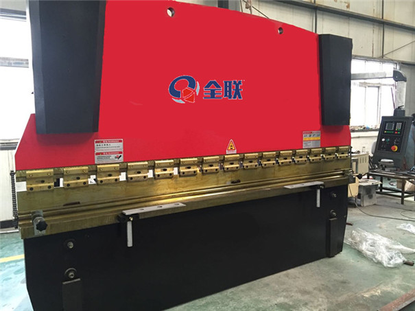 液壓數(shu)控折彎機