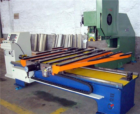 伺服數控(kong)送料機 伺服數控送(song)料機