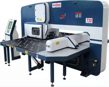 西甯閉式液(yè)壓數控轉塔(tǎ)沖床