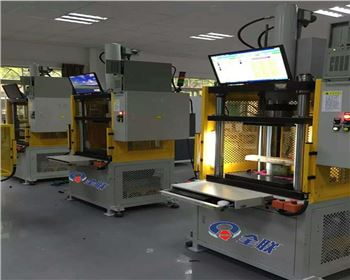 内蒙伺服(fu)液壓機