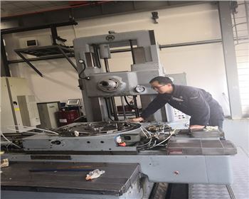 大修(xiū)改造瑞(rui)士迪西(xi)750高精度(du)液壓坐(zuo)标镗床(chuang)項目