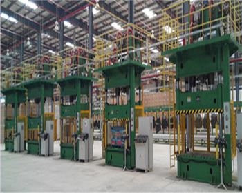 液壓機(jī)應該怎樣(yàng)保證液壓(yā)油的清潔(jie)注意事項(xiàng)