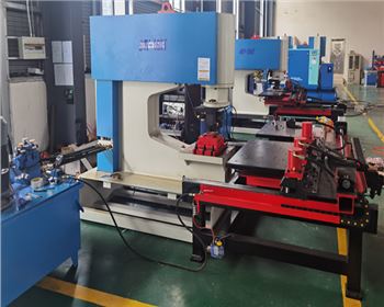 河南液壓數控沖(chòng)孔中心